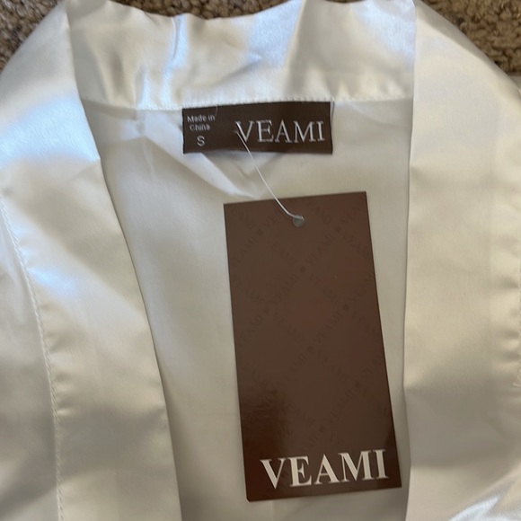 Bridal Robe - Picture 2 of 5